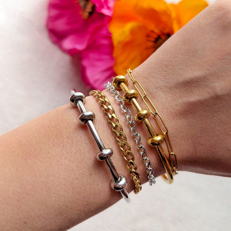 Bases bracelets